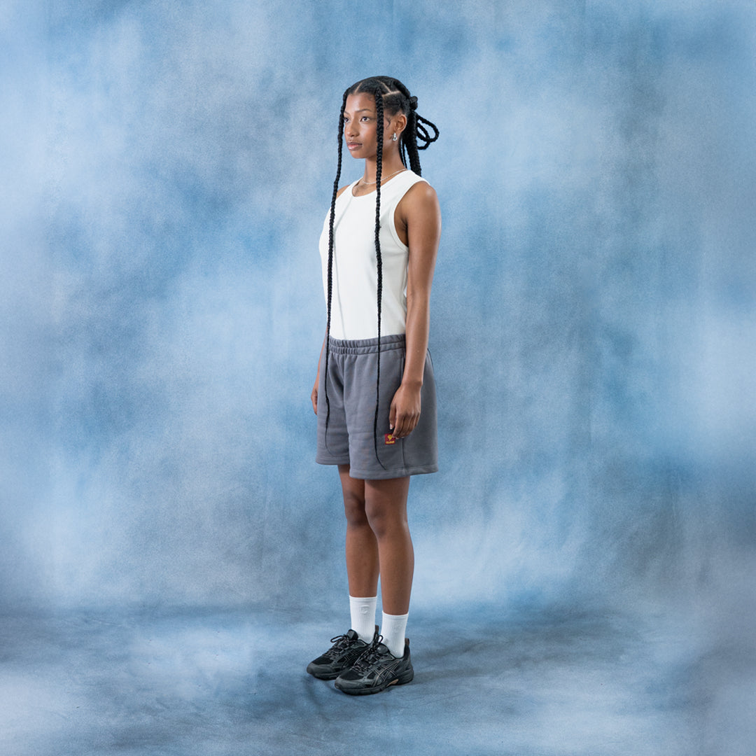 Short gris oversize