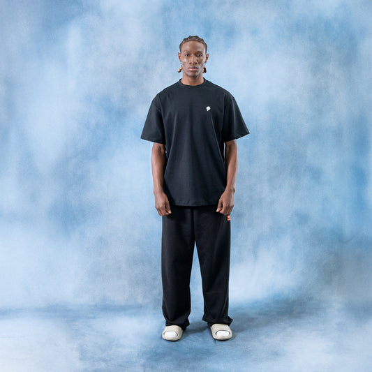 Camiseta bordada negra