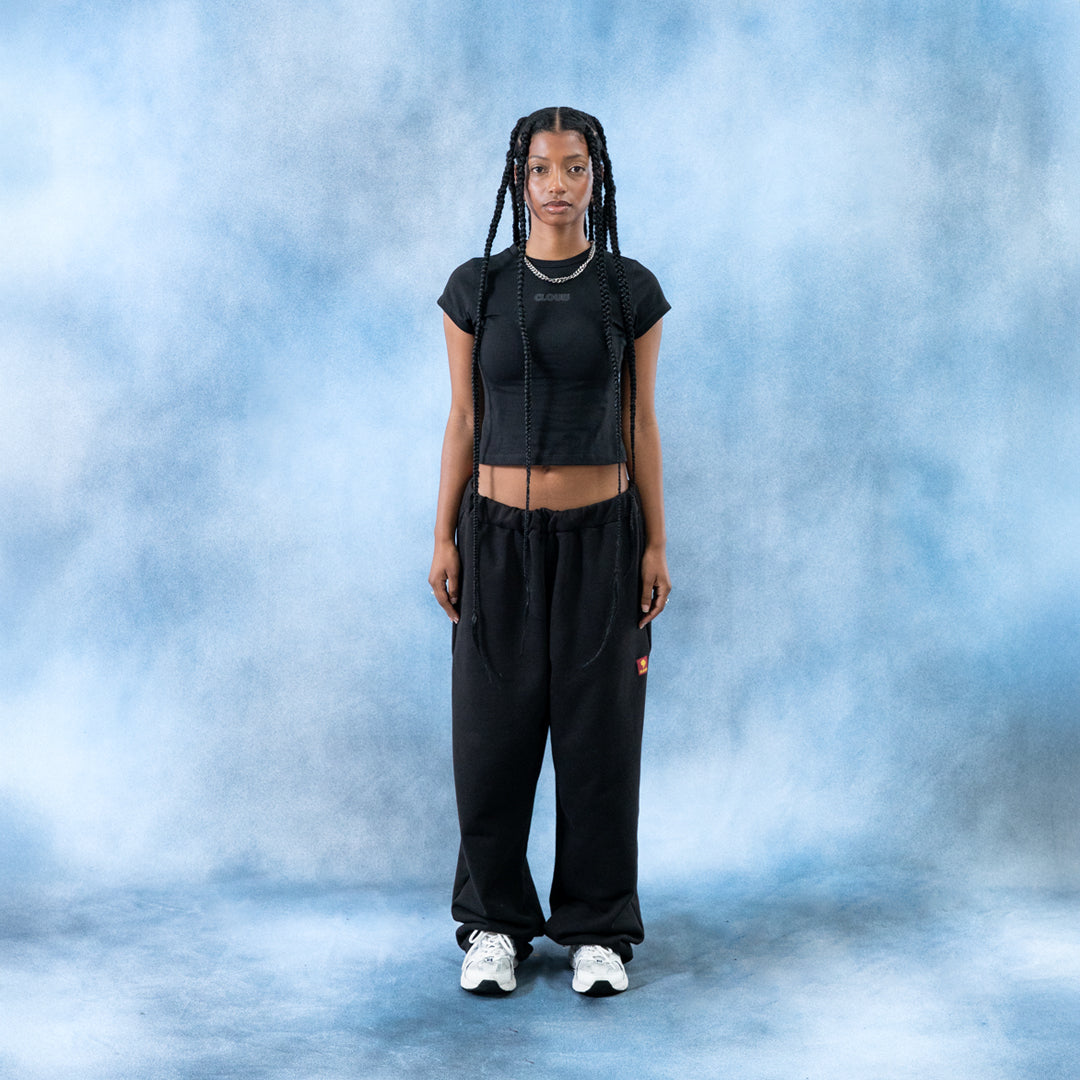 Baby tee negra