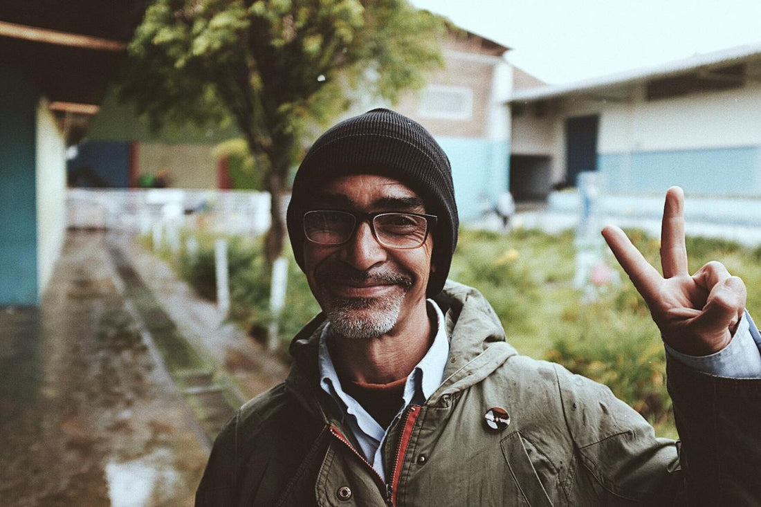 REPARTIENDO BEANIES POR BOGOTA